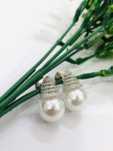 Round Pearl Drop Earrings